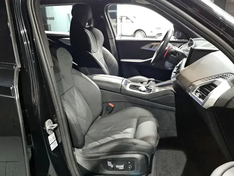 2024 BMW XM с пробегом 8 888 км