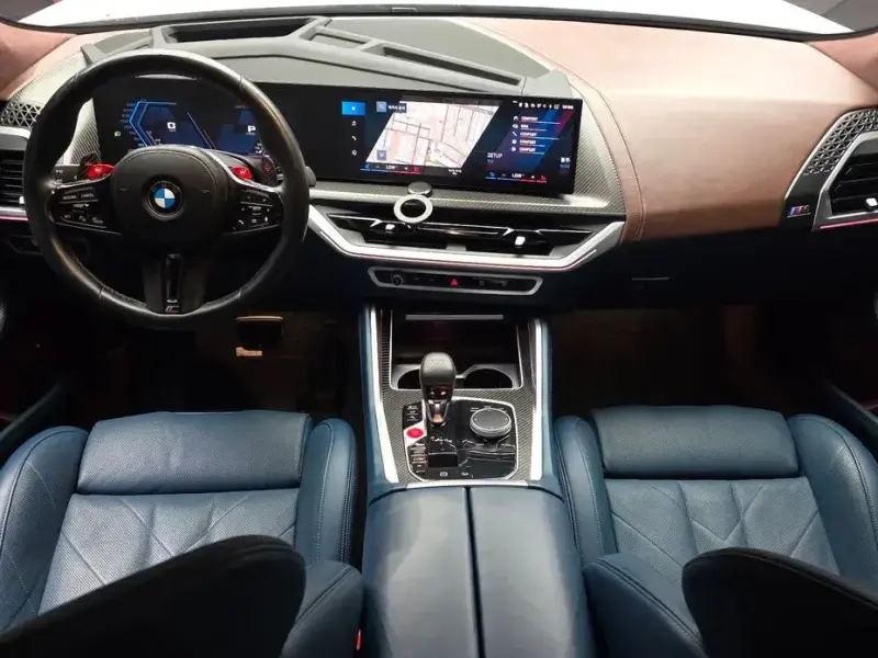 2023 BMW XM с пробегом 81 976 км