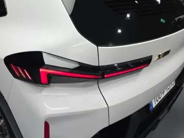 2023 BMW XM с пробегом 81 976 км