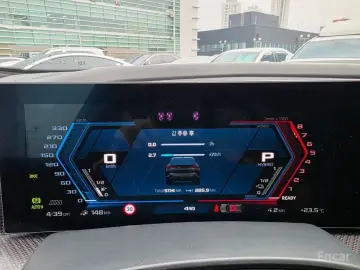 2025 BMW XM с пробегом 5 100 км