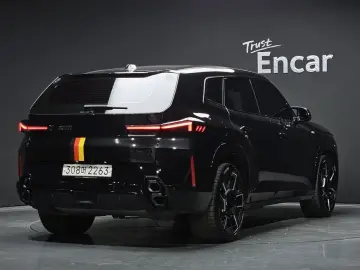 2023 BMW XM с пробегом 40 728 км