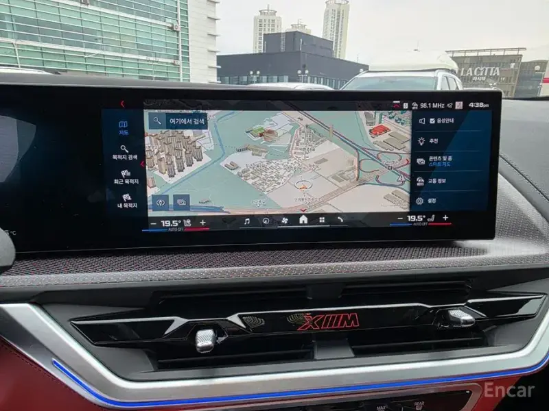 2025 BMW XM с пробегом 5 100 км