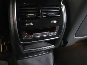 2025 BMW XM с пробегом 7 394 км