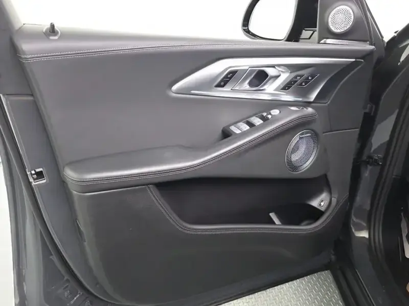 2025 BMW XM с пробегом 7 394 км