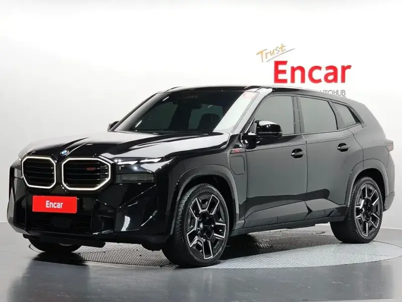 2025 BMW XM с пробегом 9 431 км