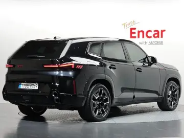 2025 BMW XM с пробегом 9 431 км