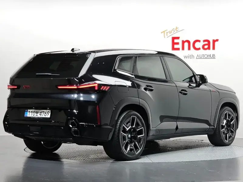 2025 BMW XM с пробегом 9 431 км