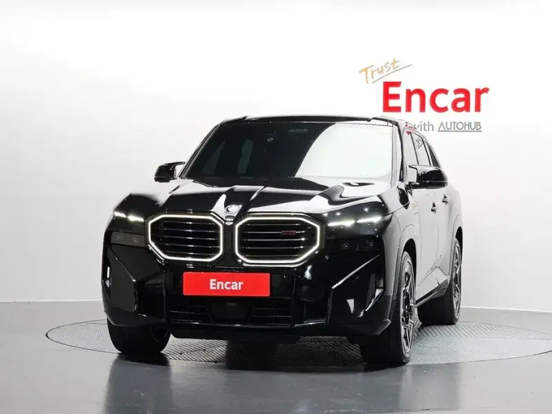 2025 BMW XM с пробегом 9 431 км