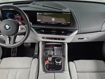 2025 BMW XM с пробегом 9 431 км