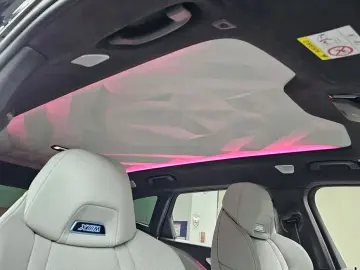 2025 BMW XM с пробегом 9 431 км