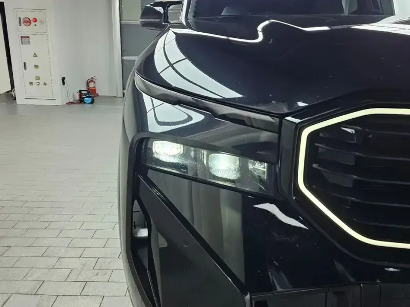 2025 BMW XM с пробегом 9 431 км