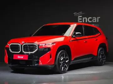 2023 BMW XM с пробегом 7 884 км