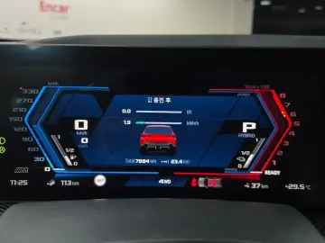 2023 BMW XM с пробегом 7 884 км