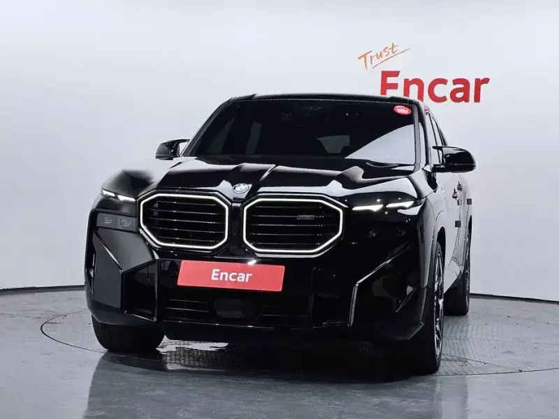 2024 BMW XM с пробегом 14 296 км