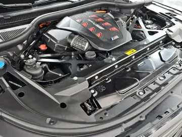 2024 BMW XM с пробегом 14 296 км