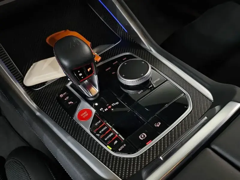 2024 BMW XM с пробегом 14 296 км