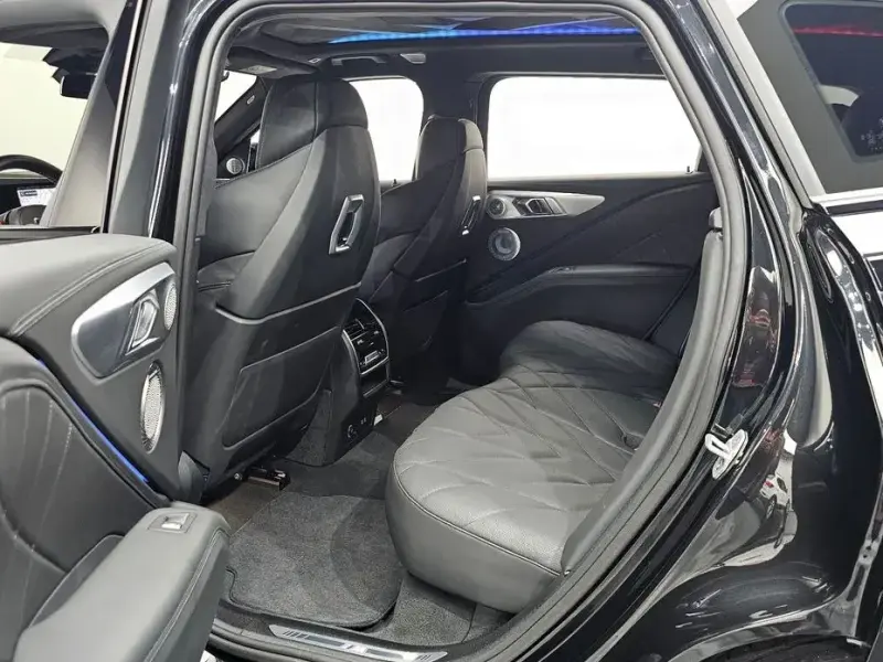 2024 BMW XM с пробегом 14 296 км