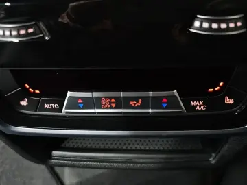 2024 BMW XM с пробегом 14 296 км