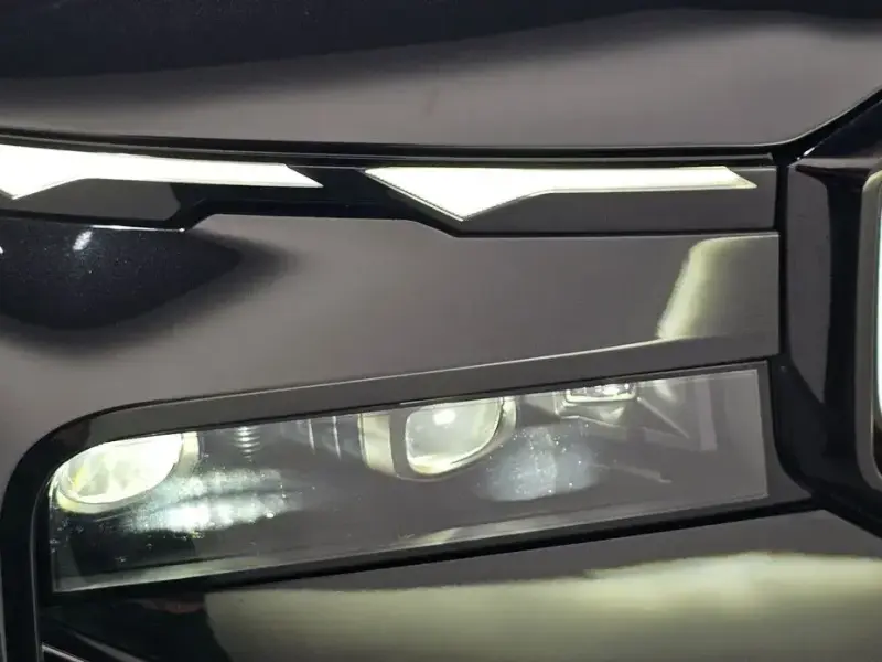 2024 BMW XM с пробегом 14 296 км