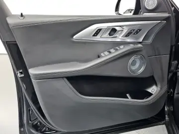 2024 BMW XM с пробегом 14 296 км