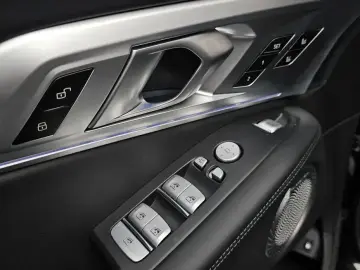 2024 BMW XM с пробегом 14 296 км