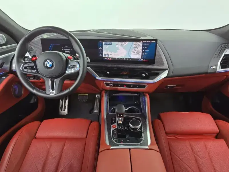 2025 BMW XM с пробегом 5 803 км