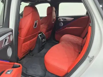 2025 BMW XM с пробегом 5 803 км
