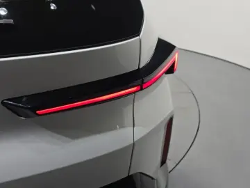 2025 BMW XM с пробегом 5 803 км