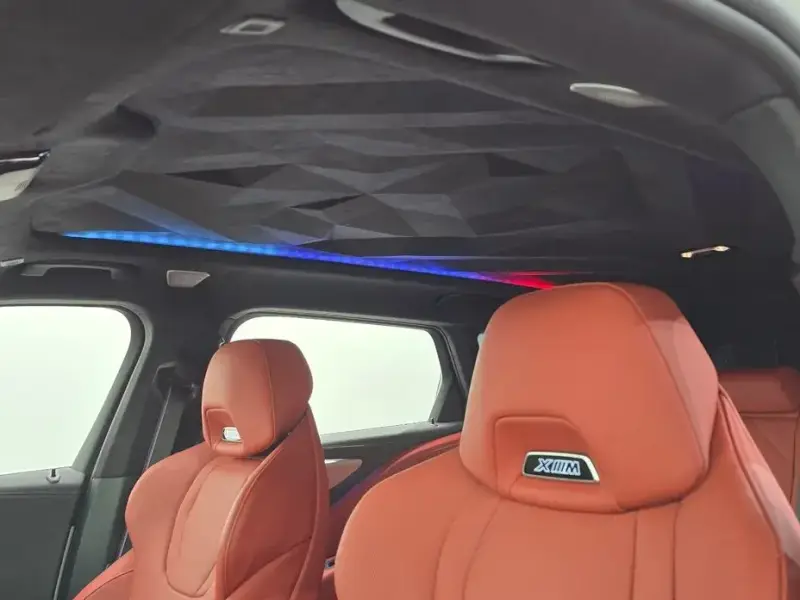 2025 BMW XM с пробегом 5 803 км