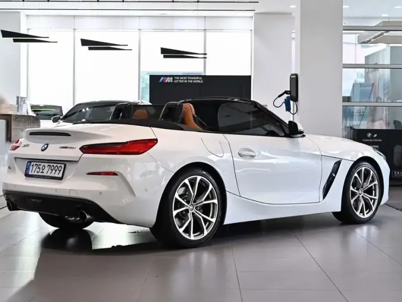 2021 BMW Z4 с пробегом 50 866 км
