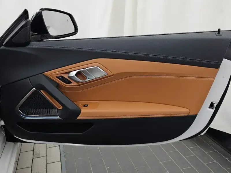 2022 BMW Z4 с пробегом 40 316 км