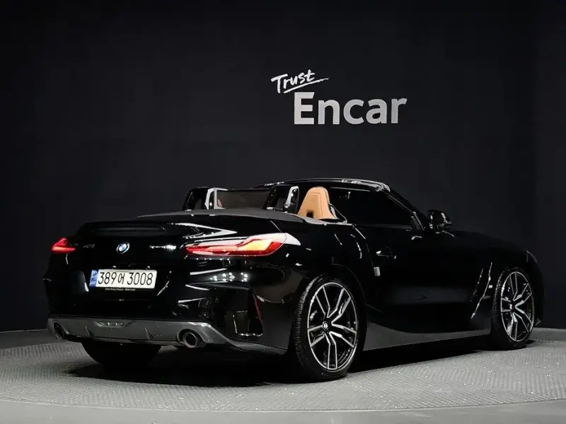 2022 BMW Z4 с пробегом 33 346 км