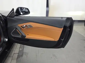 2022 BMW Z4 с пробегом 33 346 км