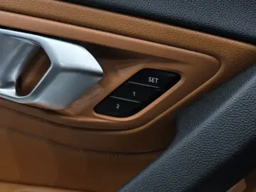 2022 BMW Z4 с пробегом 76 679 км