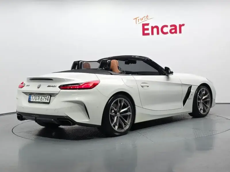 2023 BMW Z4 с пробегом 17 141 км