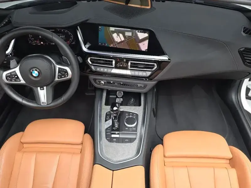 2023 BMW Z4 с пробегом 17 141 км