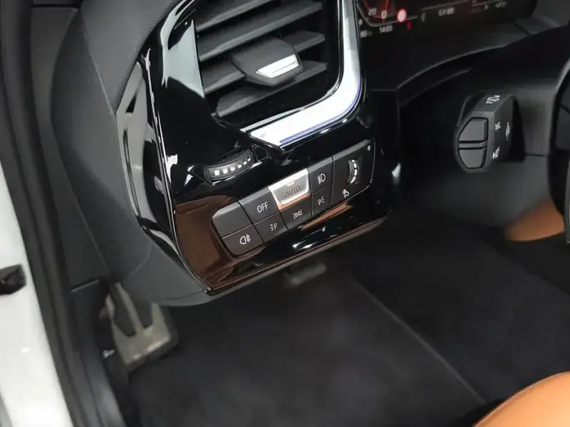 2023 BMW Z4 с пробегом 17 141 км