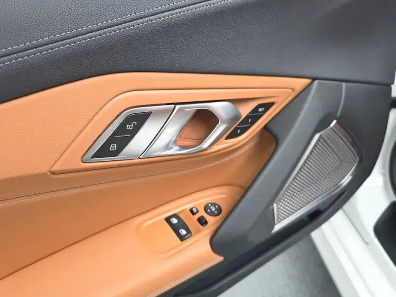 2023 BMW Z4 с пробегом 17 141 км