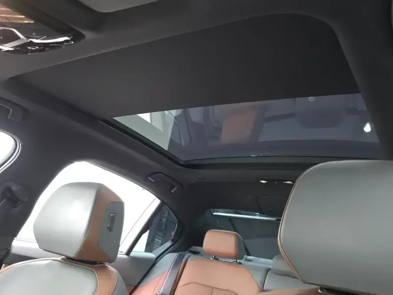 2023 BMW i5 с пробегом 71 399 км