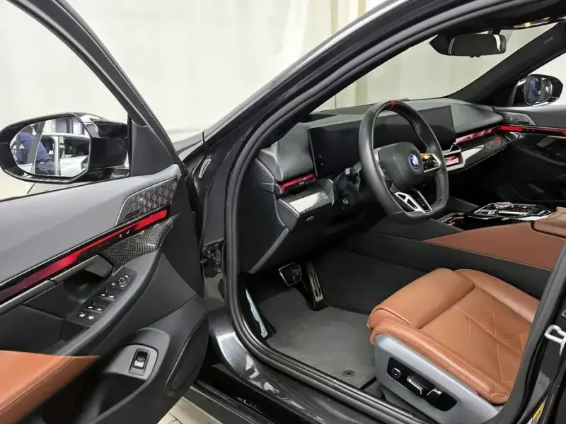 2023 BMW i5 с пробегом 41 159 км