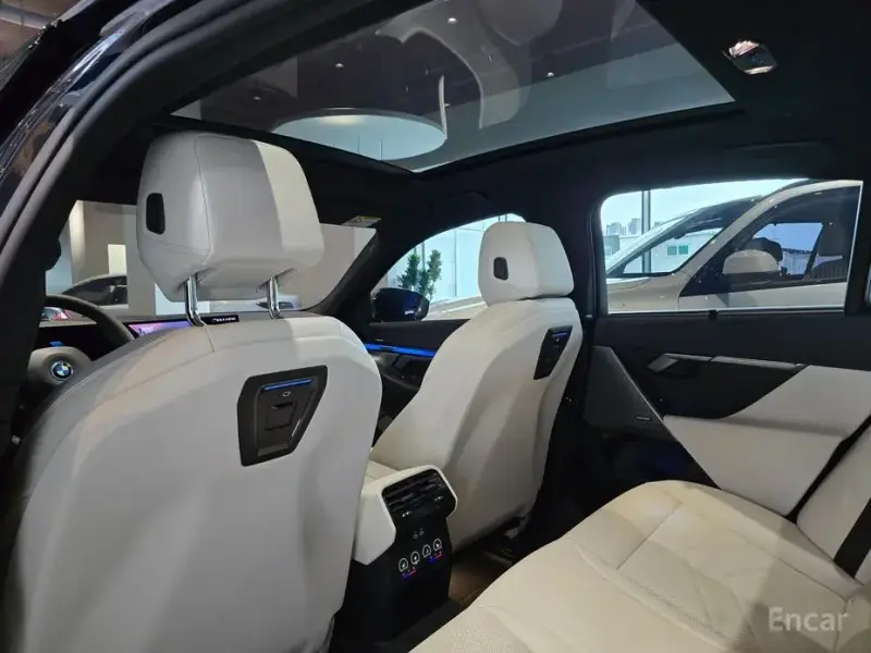 2025 BMW i5 с пробегом 12 901 км