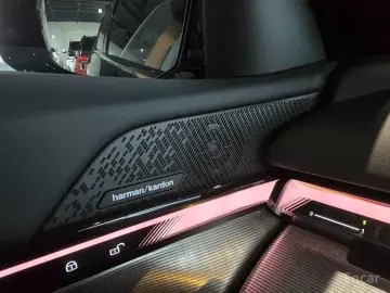 2025 BMW i5 с пробегом 12 901 км