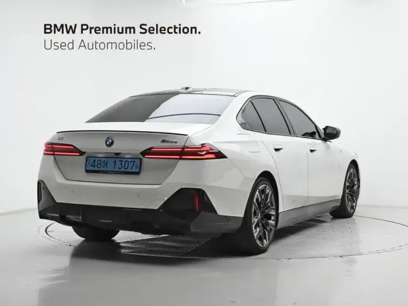 2023 BMW i5 с пробегом 34 105 км