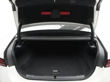 2023 BMW i5 с пробегом 34 105 км