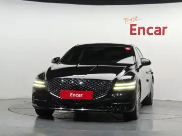2023 Genesis G80 с пробегом 31 998 км