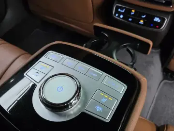 2023 Genesis G80 с пробегом 31 998 км