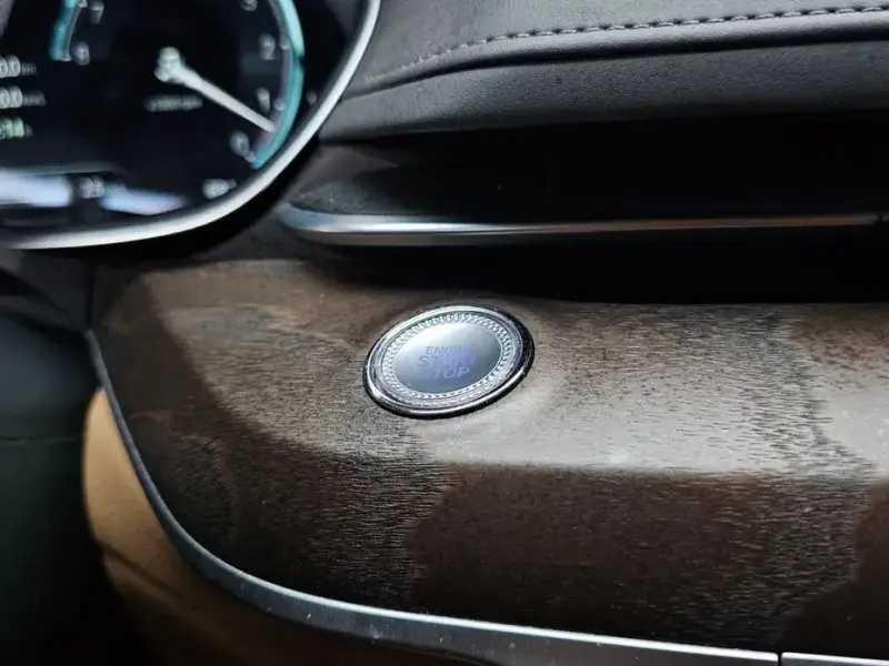 2023 Genesis G80 с пробегом 68 467 км