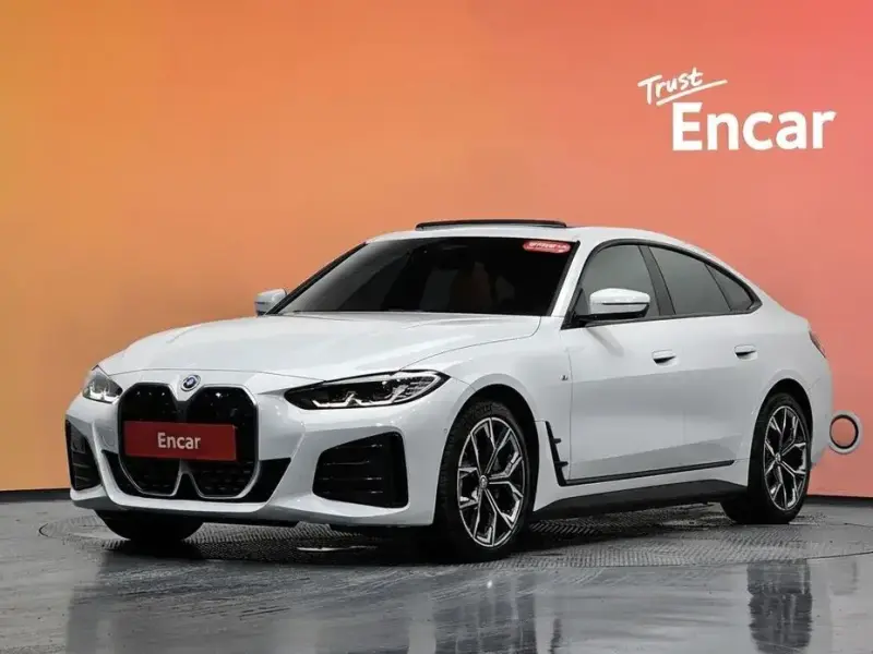 2022 BMW i4 с пробегом 62 461 км