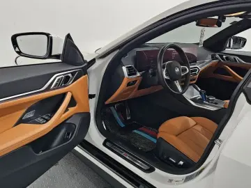 2022 BMW i4 с пробегом 62 461 км