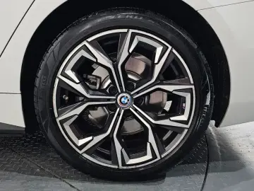 2022 BMW i4 с пробегом 62 461 км